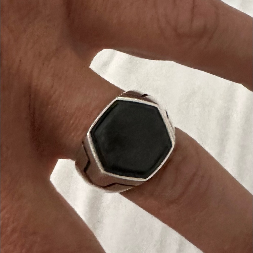 David Yurman Carbon Fiber, Onyx Ring. Mens Siz… Gem